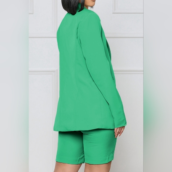 2 Pc Blazer Jacket and Shorts Set - Picture 3 of 6